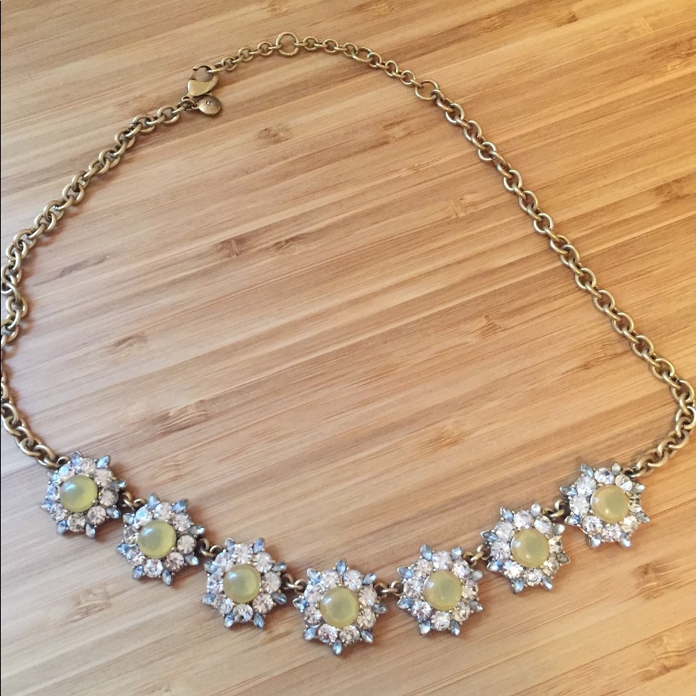 J. CREW PRETTY PALE YELLOW FLOWER NECKLACE